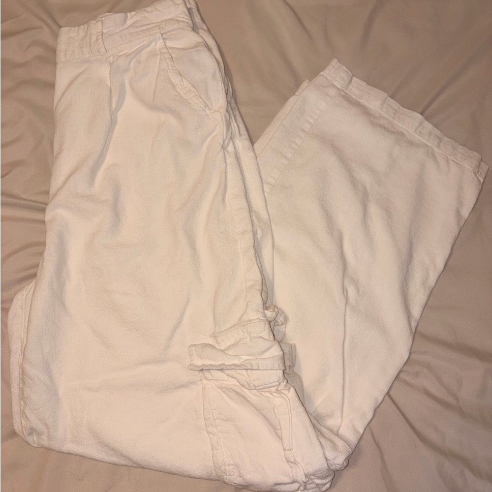 White Linen Cargo Pants (great for the summertime!!)